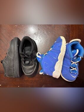 Nike Kids Black & Royal Blue Toddler Sneakers Set